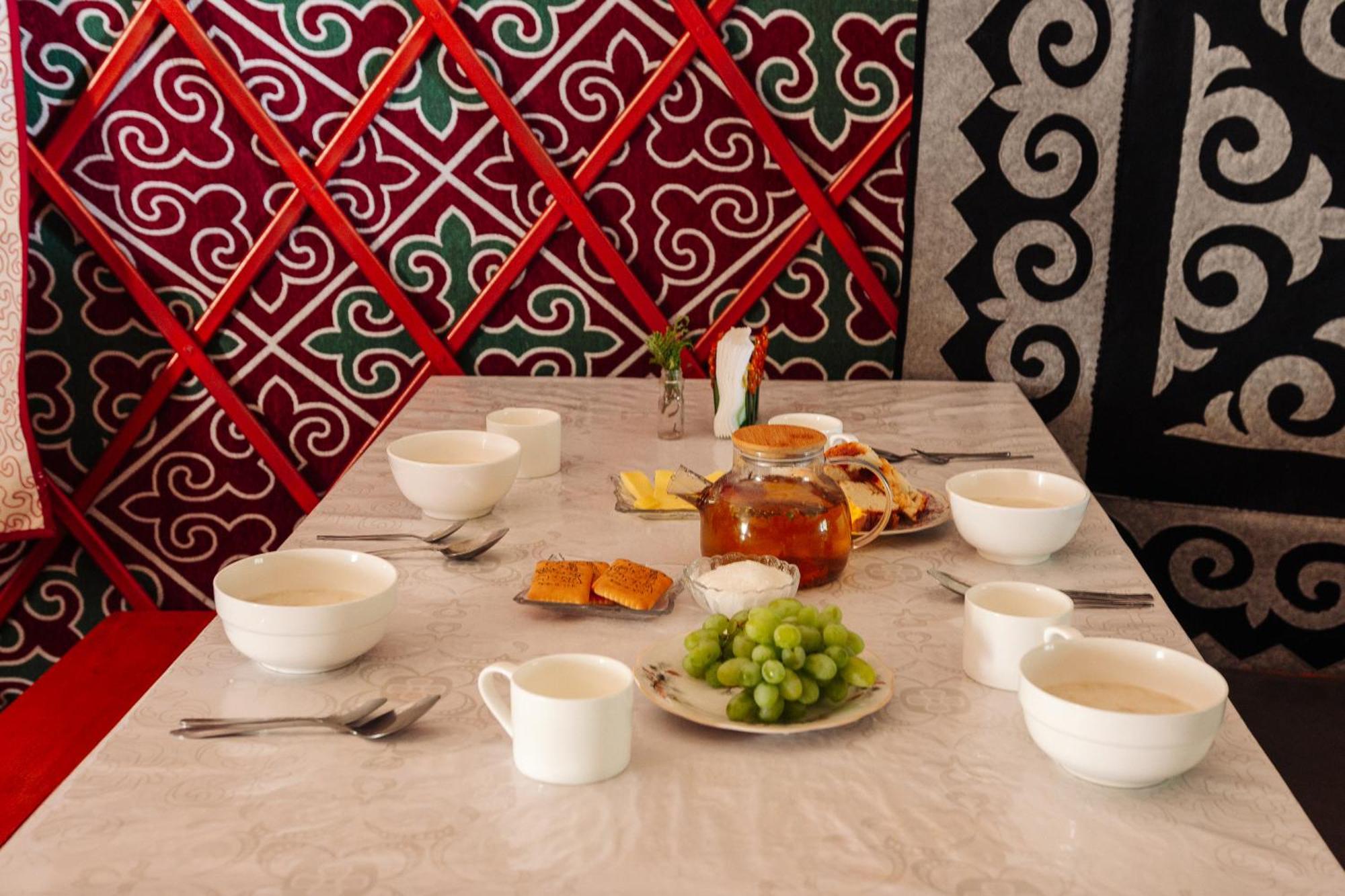Eco Yurt Camp Arashan 호텔 Teploklyuchenka 외부 사진