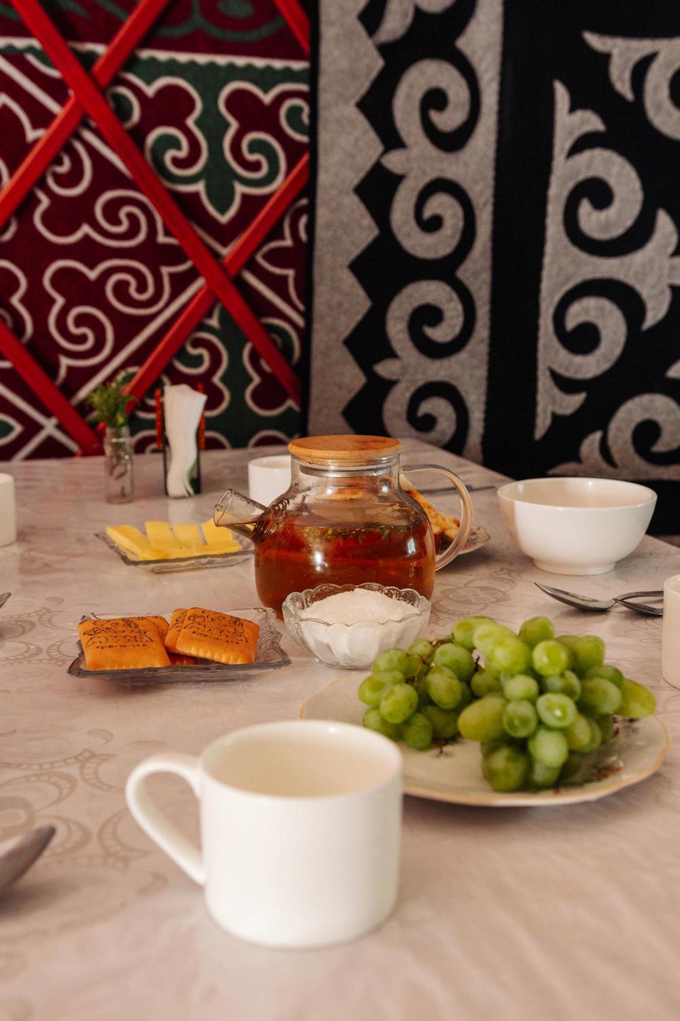 Eco Yurt Camp Arashan 호텔 Teploklyuchenka 외부 사진