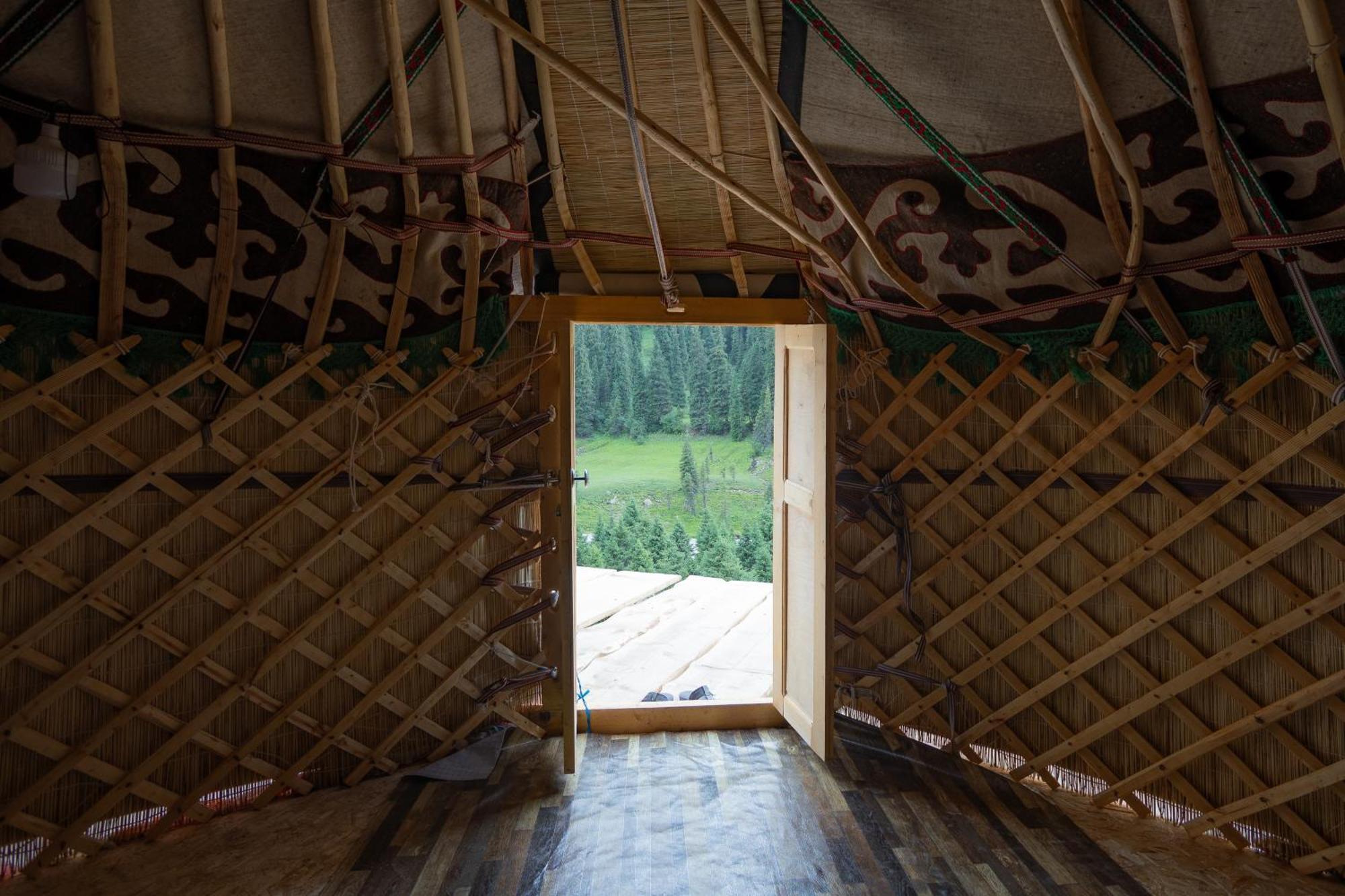 Eco Yurt Camp Arashan 호텔 Teploklyuchenka 외부 사진