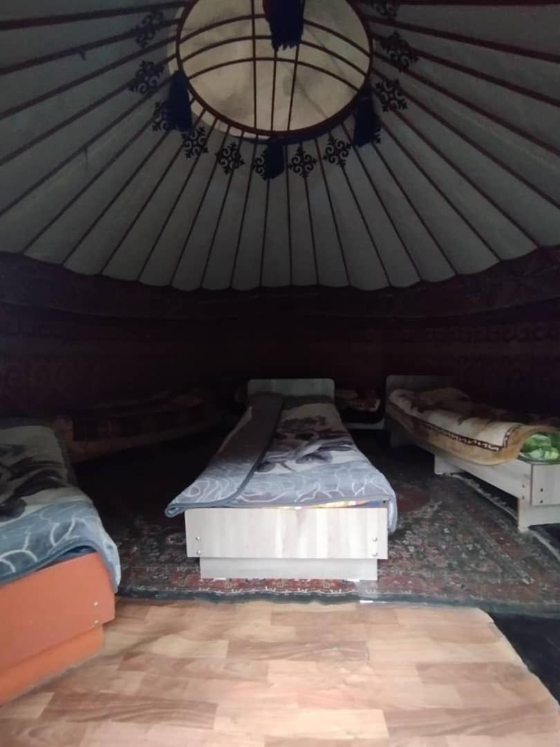Eco Yurt Camp Arashan 호텔 Teploklyuchenka 외부 사진